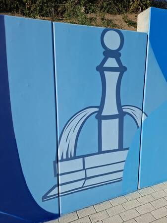 Ende September 2026 entsteht ein Graffiti an der Stützmauer in der Bahnstraße, am Bahnhof Althengstett. Es ist eine Kooperation zwischen Jugendhaus Althengstett und Graffiti Stuttgart.