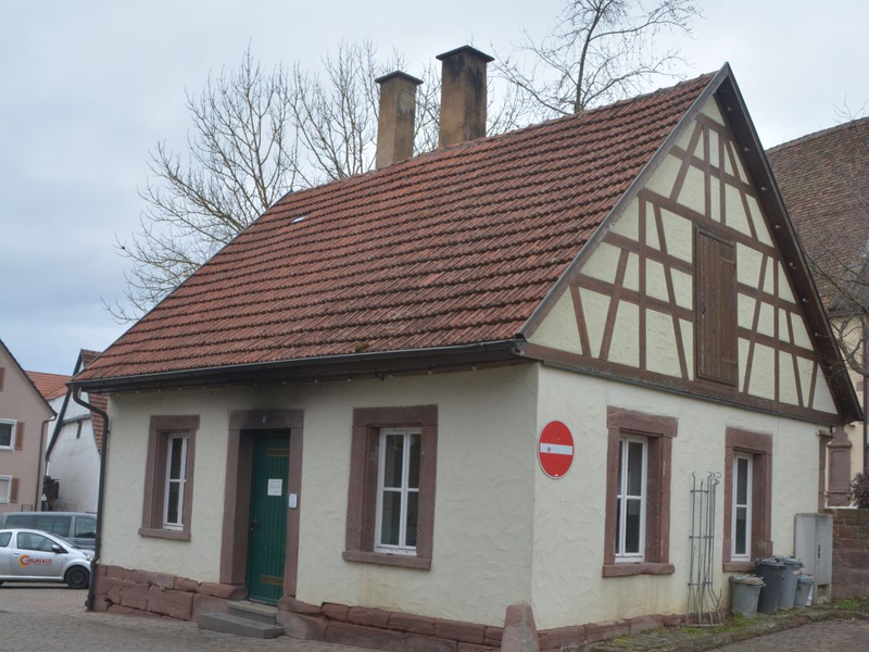 Das Backhaus ruht in der Nähe der Markuskirche mitten in Althengstett.